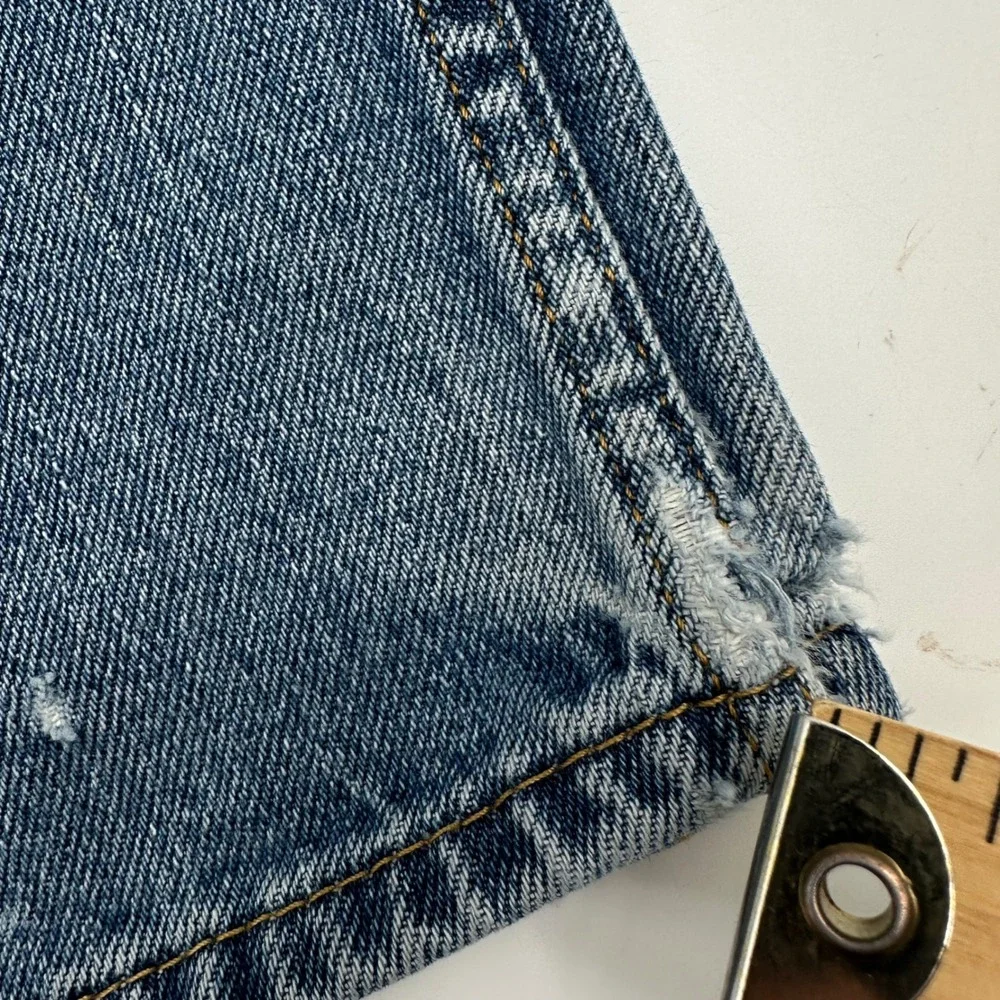 Levis some minor